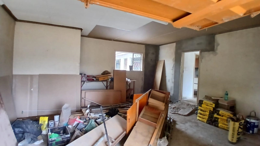To Let 4 Bedroom Property for Rent in Pellissier Free State
